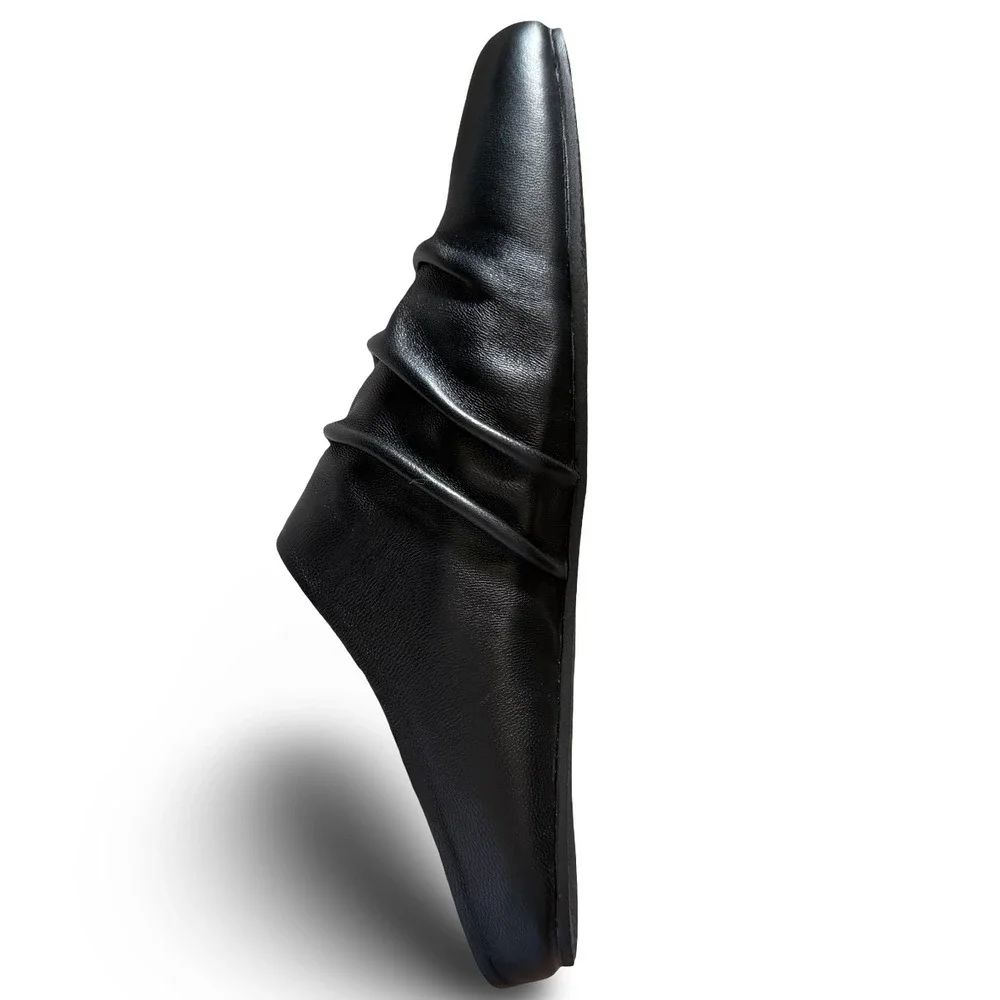 Black Faux Leather Ruched Square Toe Mules Mens Sz 8.5 Flat Slip On Slides